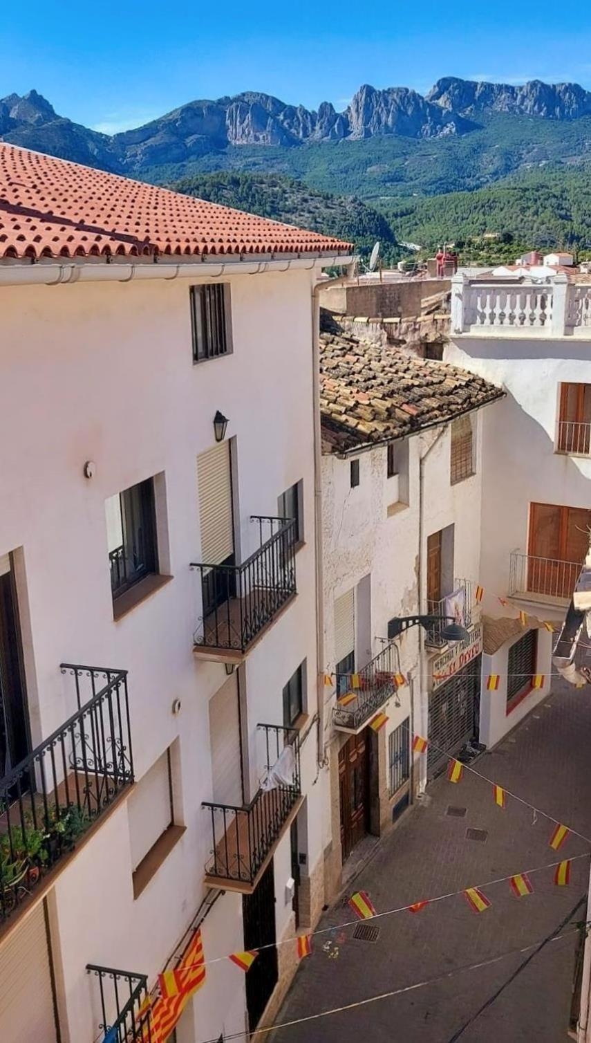 Casa Amarilla Villa Callosa de Ensarria Exterior photo